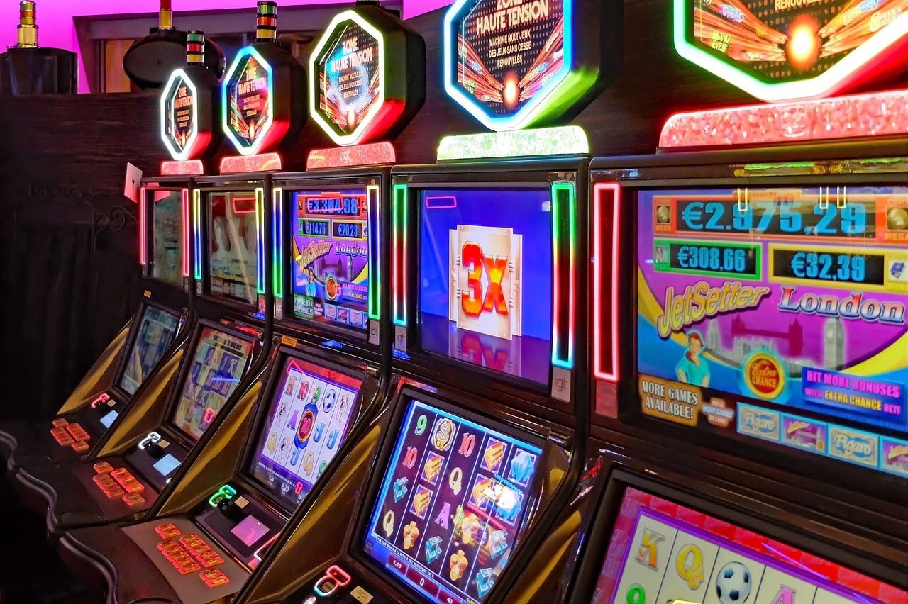 Layar deposit situs mobile bukanslot menampilkan semua delapan metode pembayaran dengan ikon dan deskripsi
